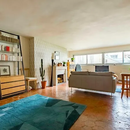 Paradis Hotel Parijs