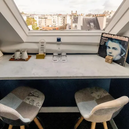 Hotel Paradis Paris