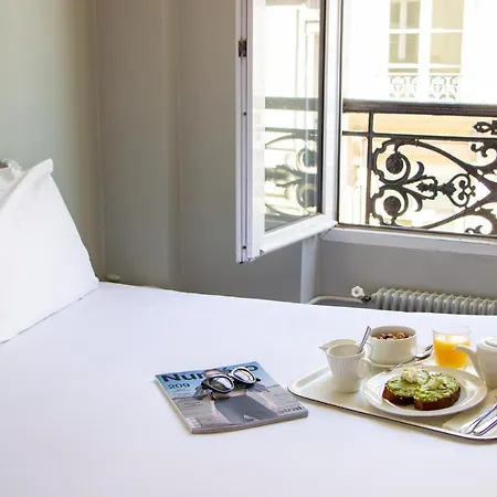 Hotel Paradis Paris