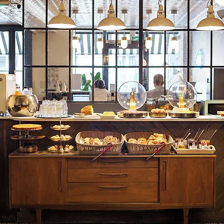 Ξενοδοχείο Paradis 3*