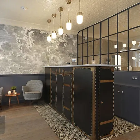 Hotel Paradis Paris