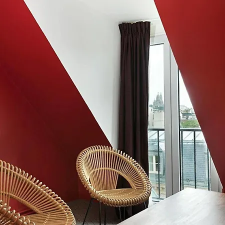 Hotel Paradis 3*