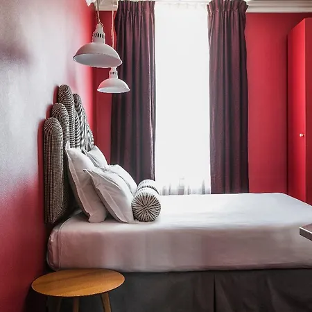 Hotel Paradis Paris