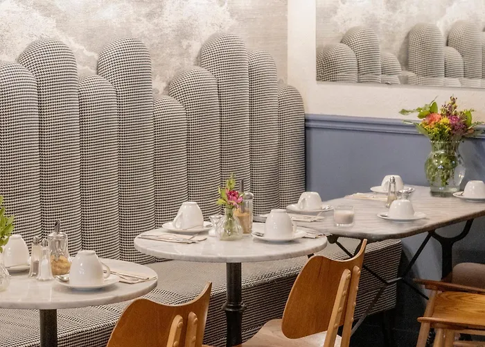 Hotell Paradis Paris